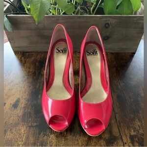 Sofft Pink Peep Toe Heels Elegant Design